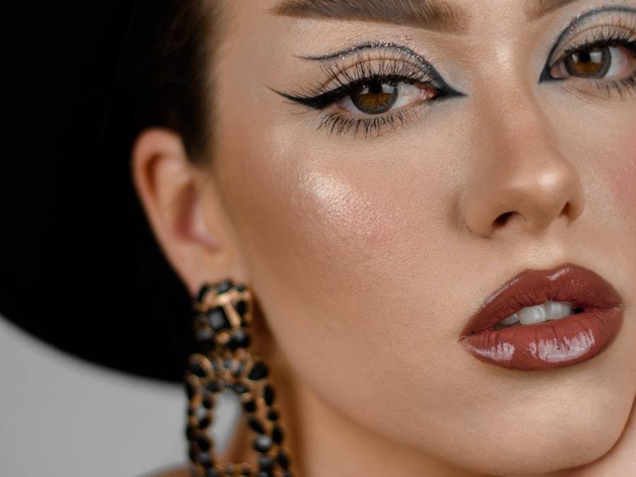 Editorial look with graphic liner and gold jewellery
